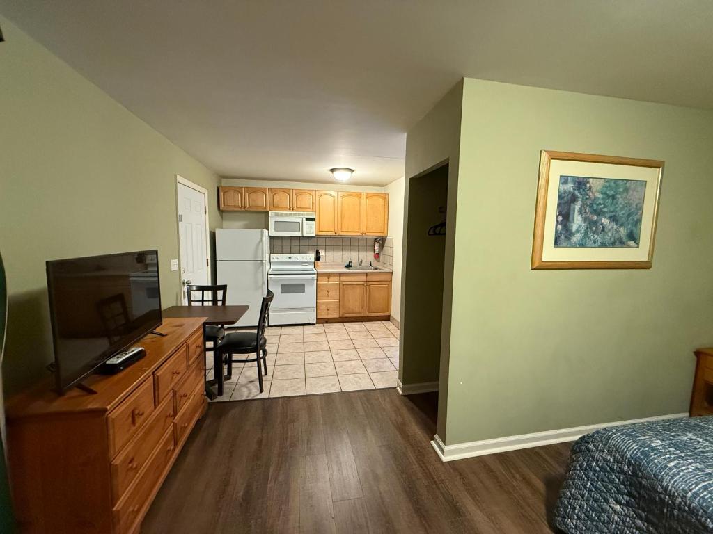 Kuchyň nebo kuchyňský kout v ubytování Heidi's Inn
