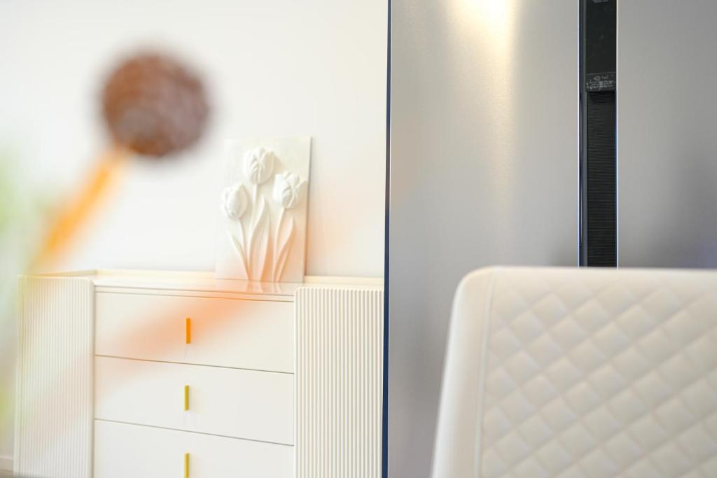 Graceful Stay 3BR beside UC - Resim 19