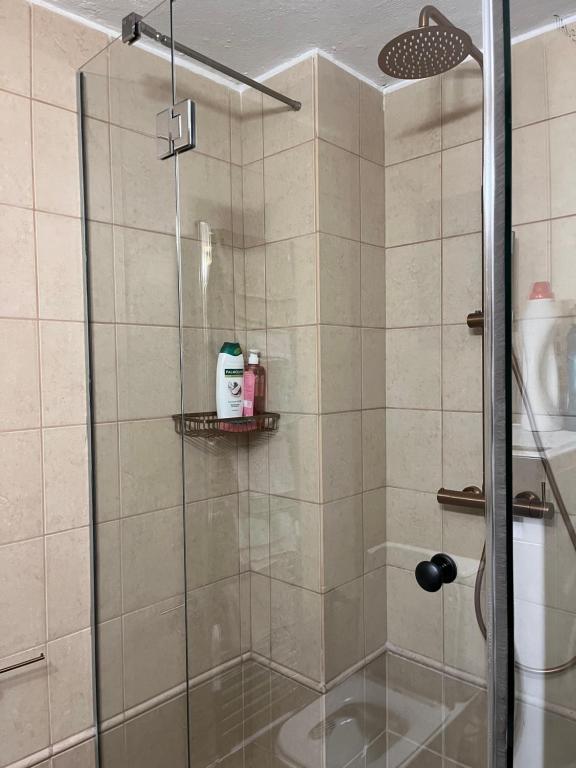Koupelna v ubytování Ιξός Home