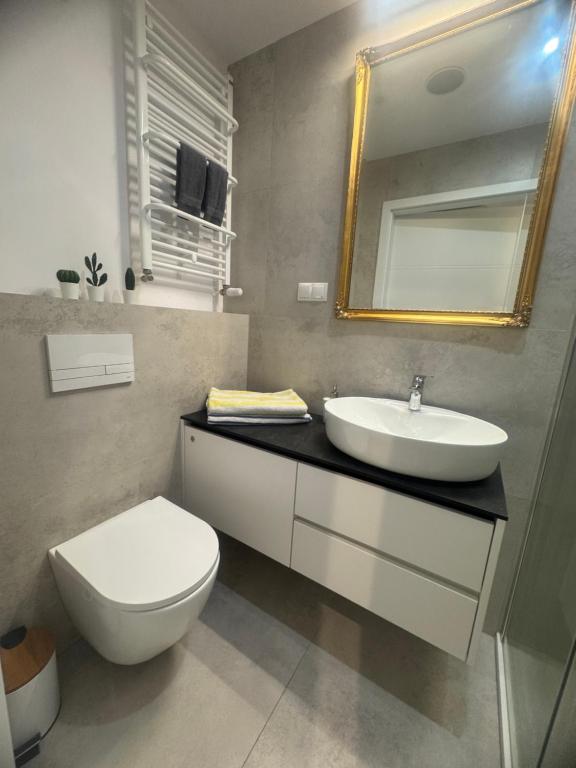 Poznan Plac Wolnosci 6 Bond - Resim 8