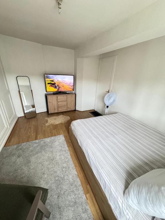 Postel nebo postele na pokoji v ubytování Residence MH Lyon