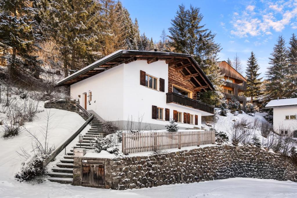 A&Y Chalet zum goldenen Hirsch v zimě