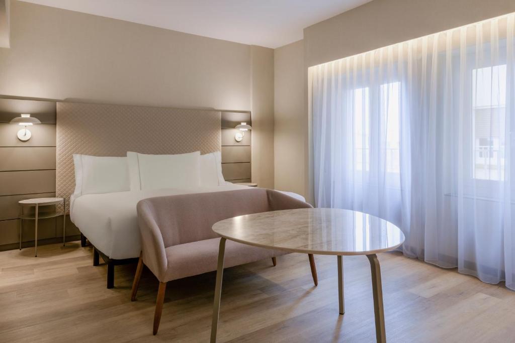 Posezení v ubytování AC Hotel Carlton Madrid by Marriott
