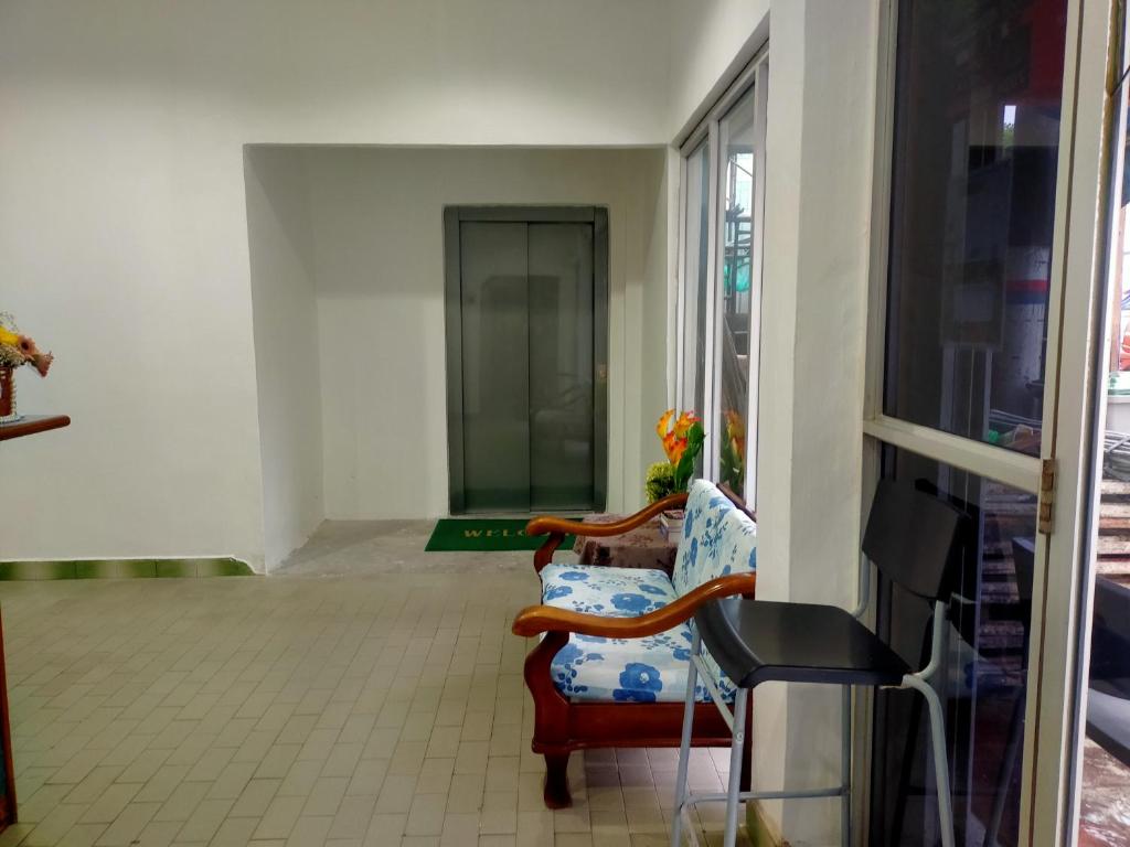 Istumisnurk majutusasutuses Mersing Hotel