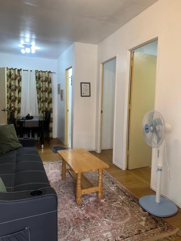Laly's B8 cozy Vacation Townhouse - 10km to SBMA