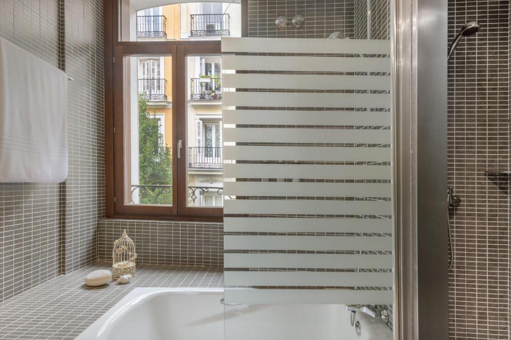 AC Hotel Recoletos by Marriott - Resim 32