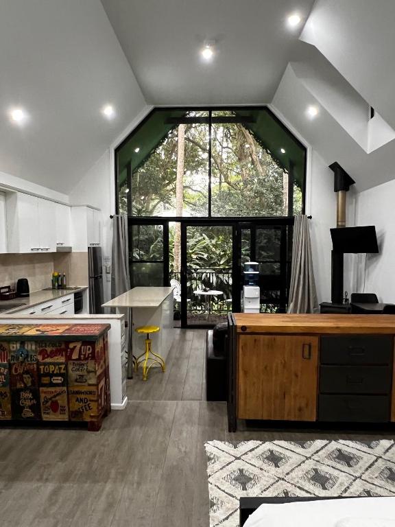 Gallery Walk Chalets - Tamborine Mountain - Chalet