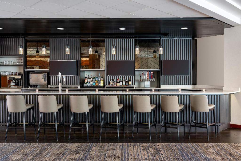 Sheraton Boston Needham Hotel photo