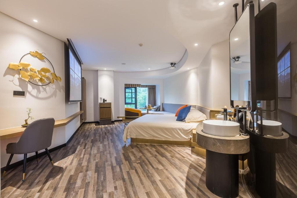 Postel nebo postele na pokoji v ubytování Cozylife Hotel Canal