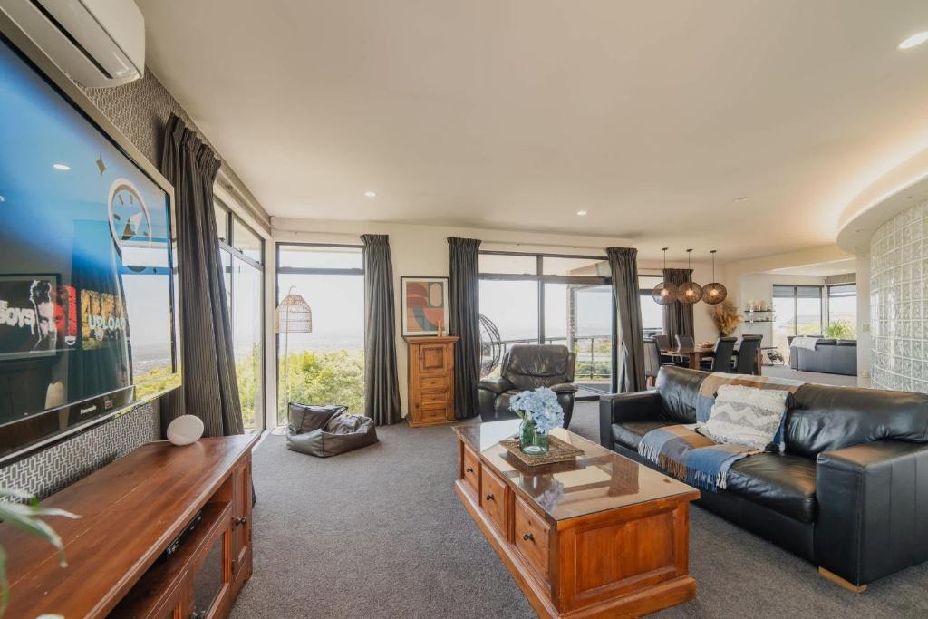 Million Dollar City Views - Sleeps 12 - Resim 6