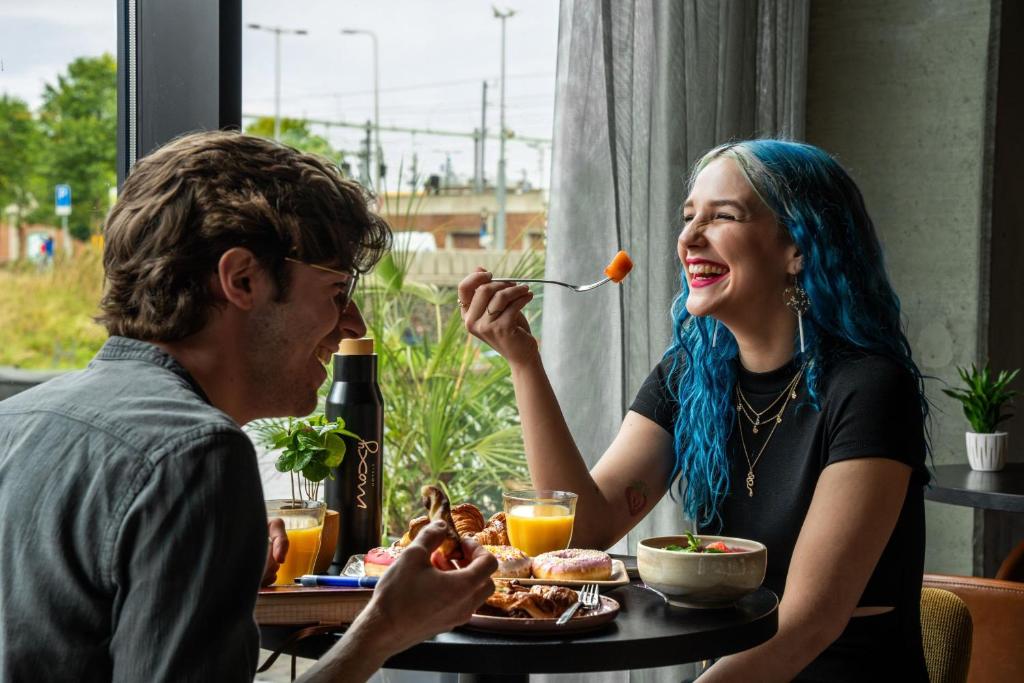 Moxy Utrecht - Resim 38