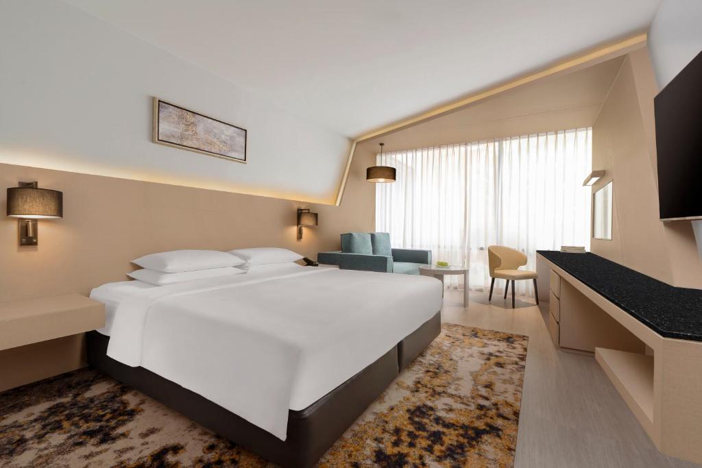 Hyatt Place Bangkok Sukhumvit 1 - Resim 1