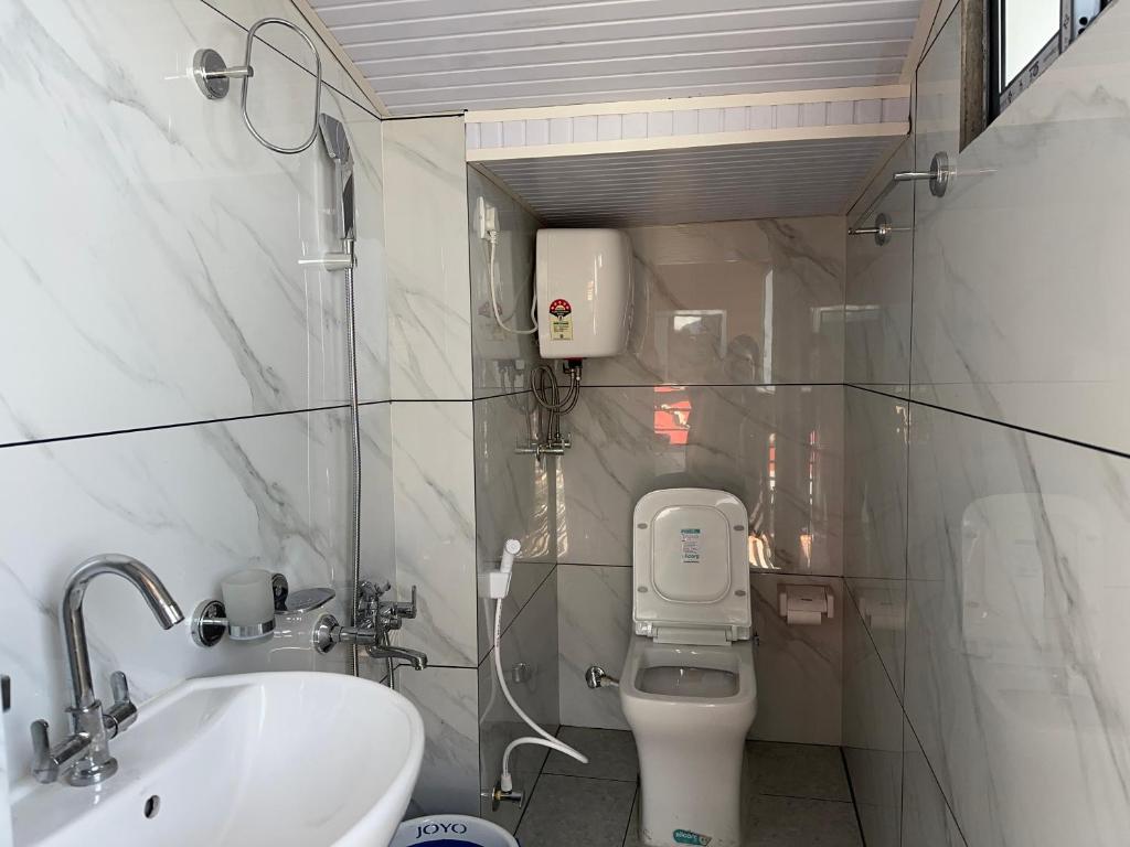 Koupelna v ubytování Hotel Basera