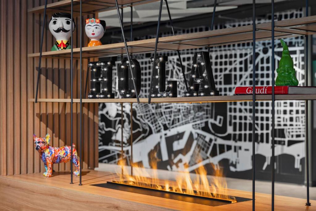 Moxy Barcelona - Resim 14