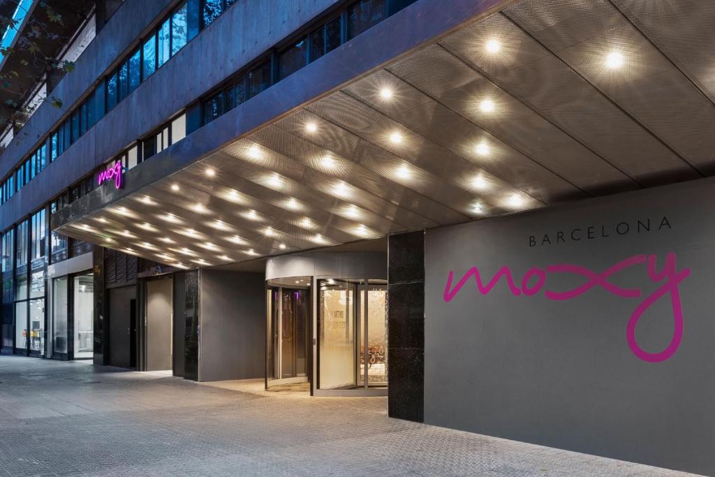 Fotografia z galérie ubytovania Moxy Barcelona v destinácii Barcelona