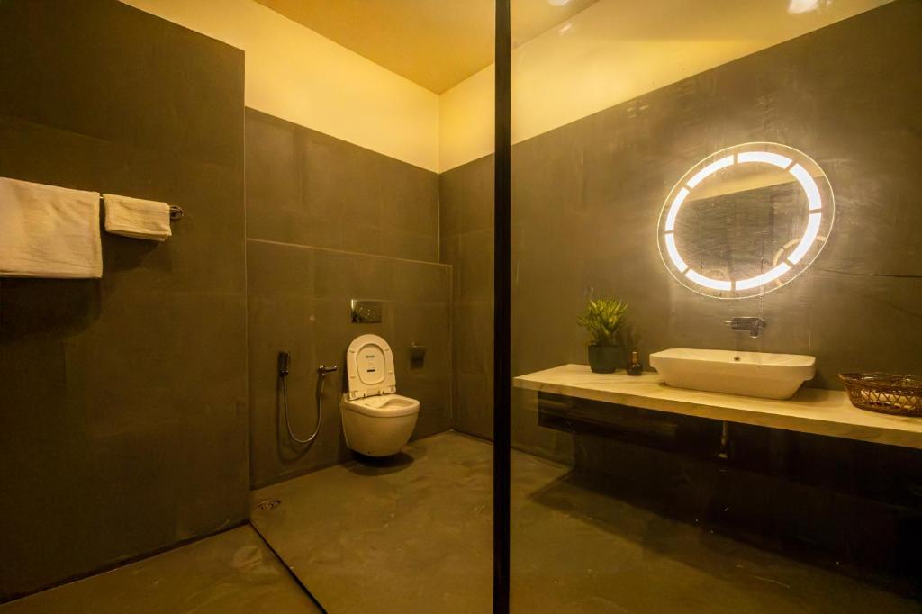 Koupelna v ubytování RASA Pool Villa