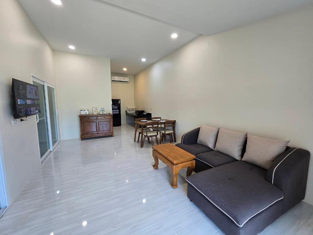 Kuchyň nebo kuchyňský kout v ubytování Natural Samui Hotel