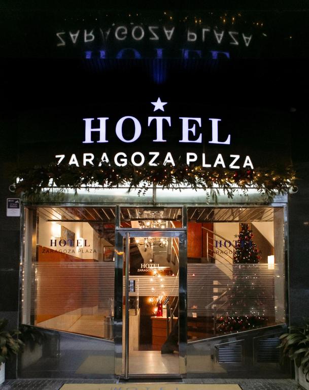 Certifikát, ocenenie alebo iný dokument vystavený v ubytovaní Hotel Zaragoza Plaza