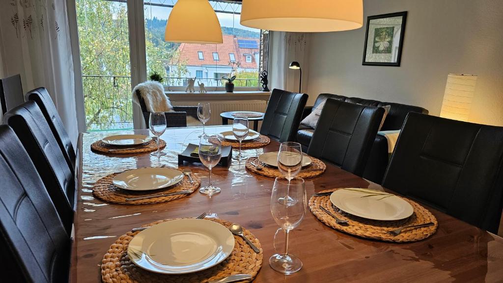 Khu vực ghế ngồi tại Ferienwohnung in zentraler und ruhiger Lage mit Balkon, fußläufig zur Innenstadt