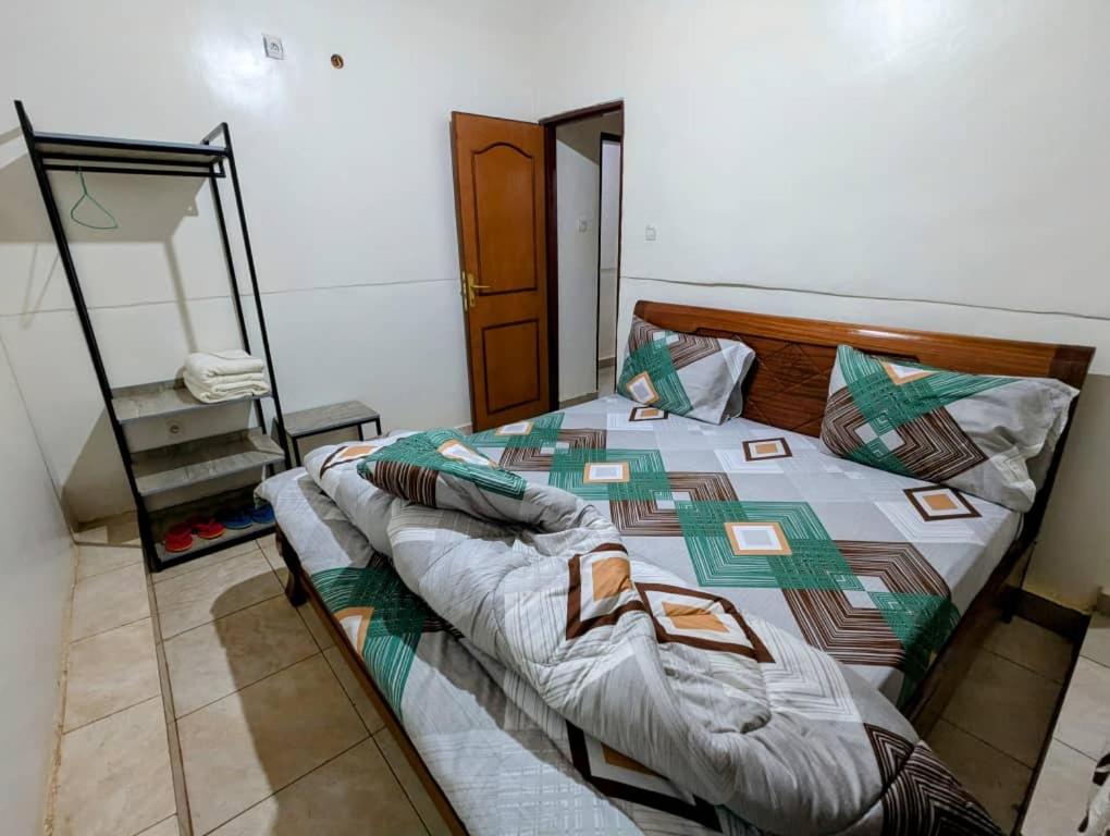 Iwacu 250 - Deluxe Double Room (2 Adults + 1 Child)