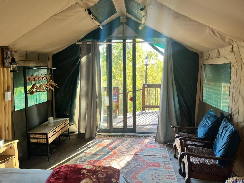 Nature's Loft - Tent