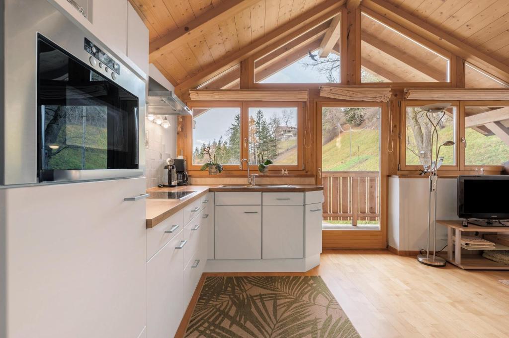 Kuchyňa alebo kuchynka v ubytovaní Ferienwohnung Thymian Thalerhof