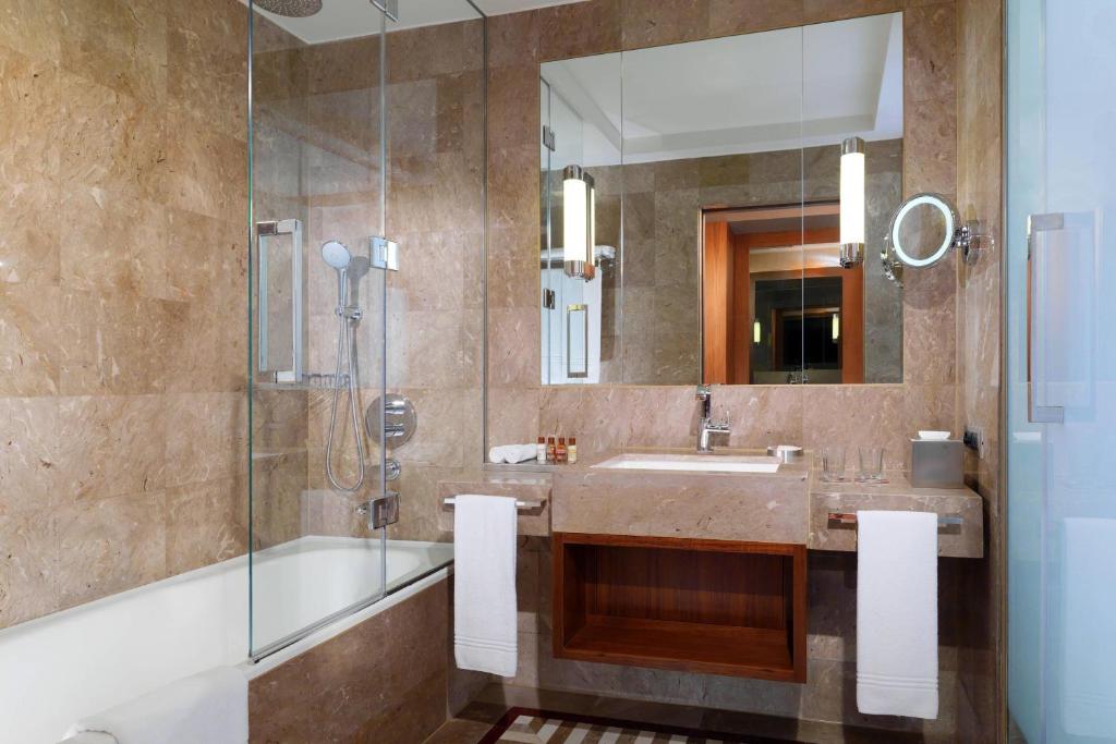 Koupelna v ubytování Sheraton Bursa Hotel