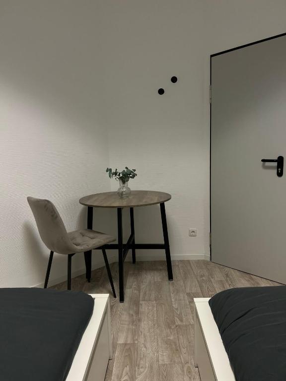 Postel nebo postele na pokoji v ubytování HH Hostels