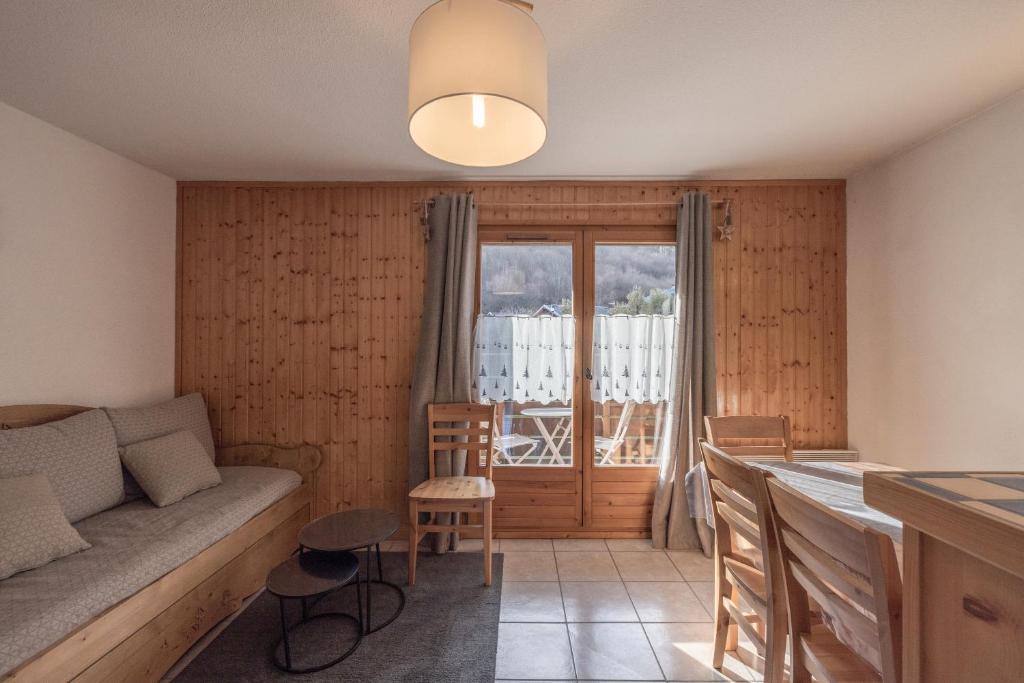 Χώρος καθιστικού στο Residence des neiges - Immoclean