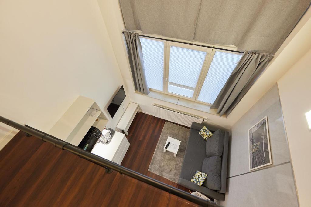 Block 96 Apartments - 3