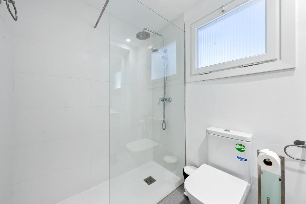 Kúpeľňa v ubytovaní Hauzify I Apartament Riera