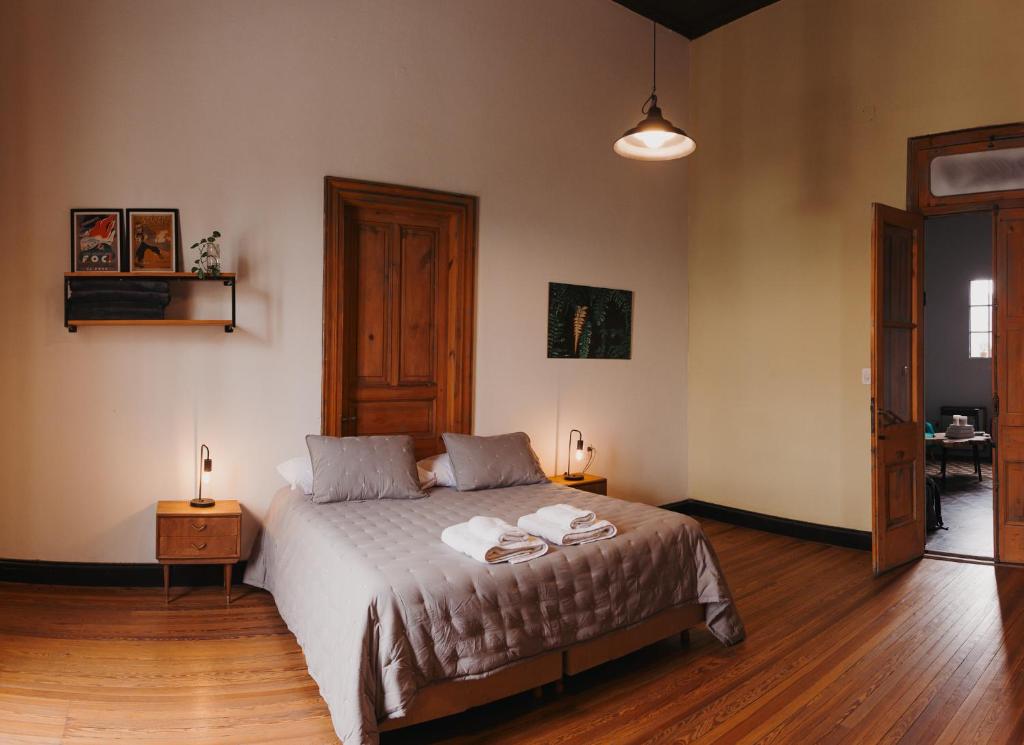 Postel nebo postele na pokoji v ubytování Dia 32 Guest House