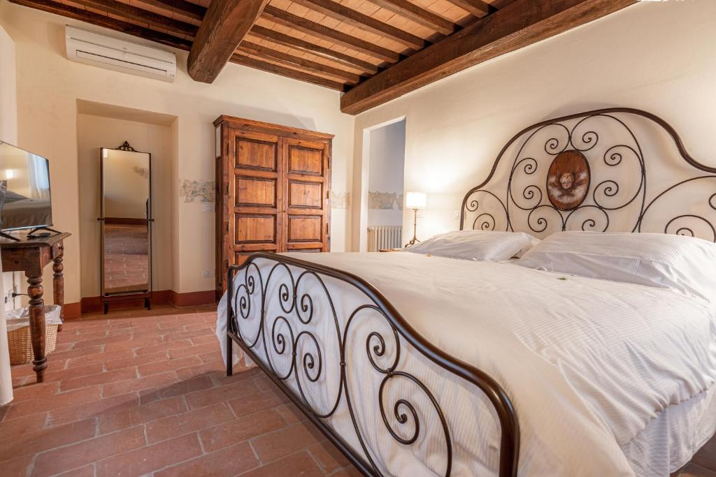 Palazzo Brandano Hotel - Suite With Spa Bath