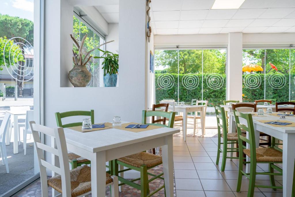 Restaurace v ubytování Club del Sole Adriatico Cervia Easy Camping Village