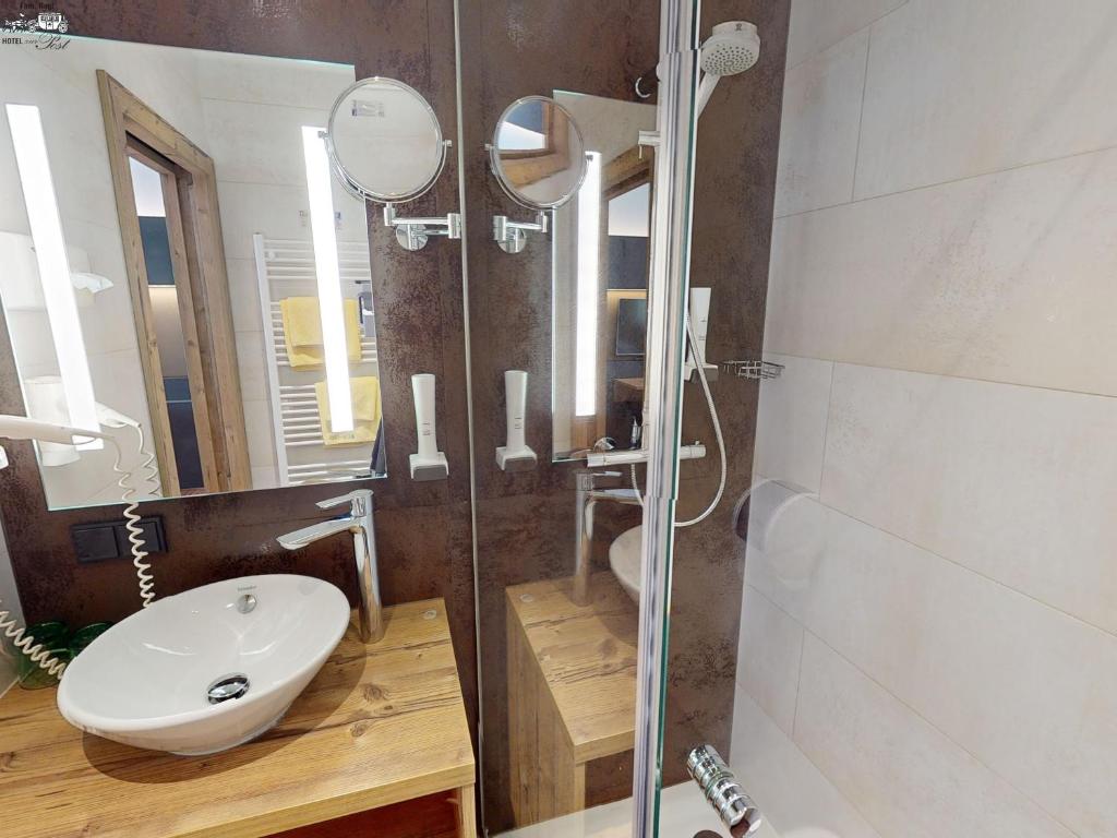 Kúpeľňa v ubytovaní Hotel zur Post
