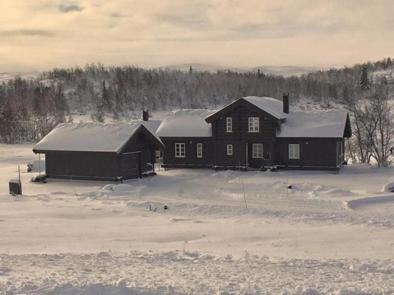 Cozy Cabin with Ski Trail Access semasa musim sejuk