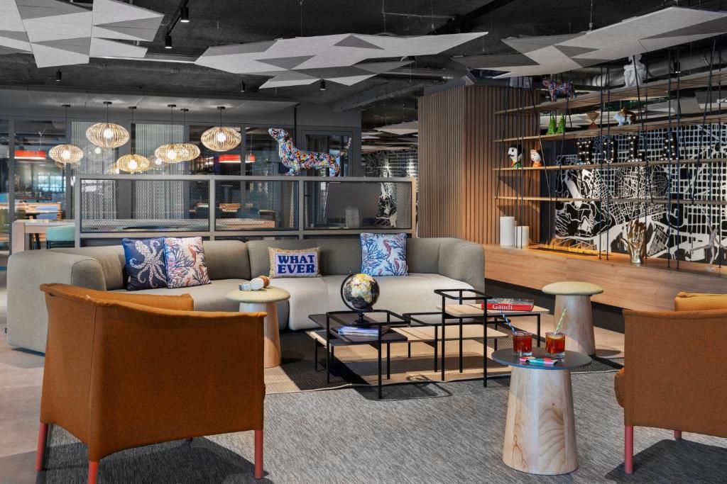 Moxy Barcelona - Resim 15