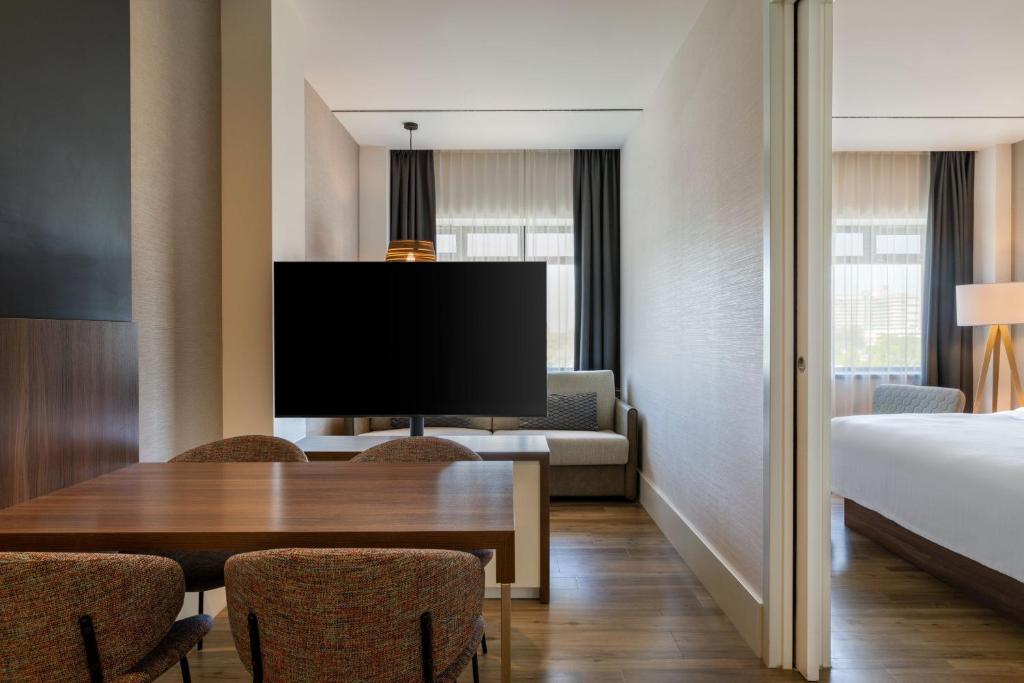 Element Amsterdam - Resim 18