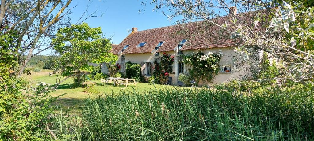 Κήπος έξω από το Gîte Domaine Cœur de Brenne