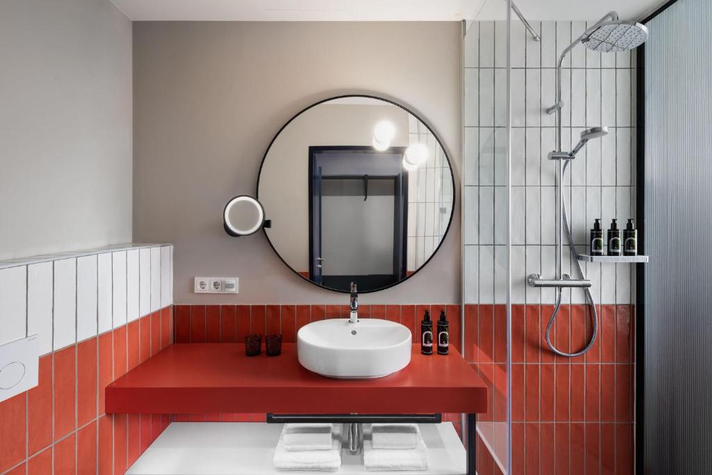 The Passenger, a Tribute Portfolio Hotel - Resim 41