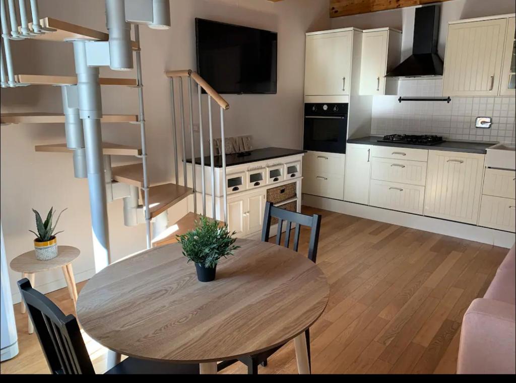 Η κουζίνα ή μικρή κουζίνα στο Casa Farini - San Giovanni in Persiceto