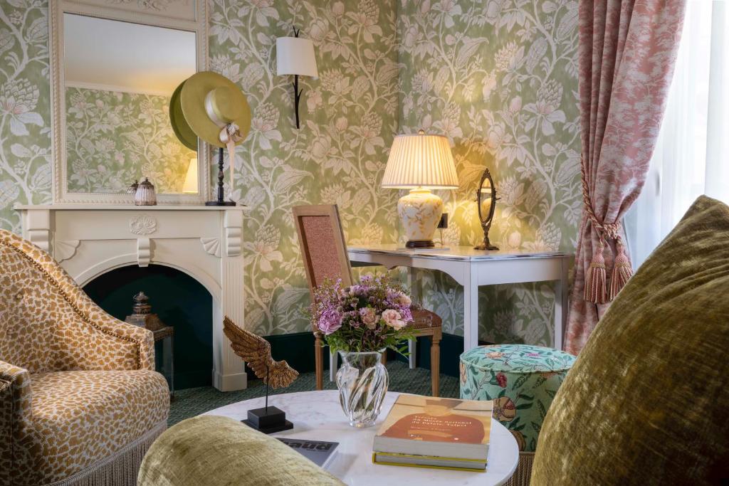 UNE AUTRE CHAMBRE - 6