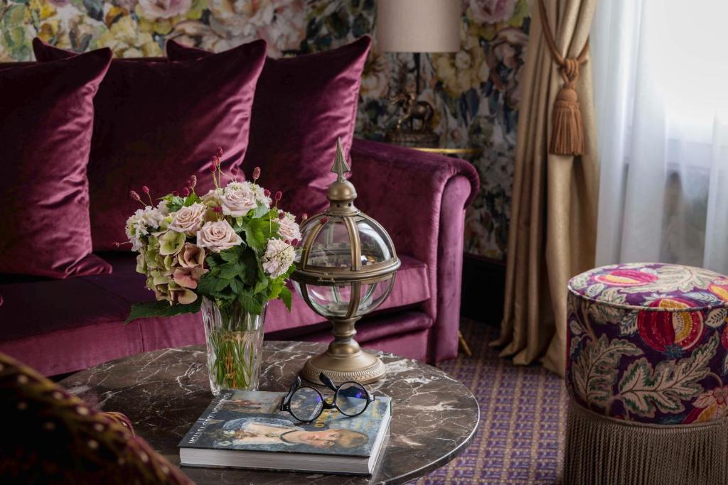 UNE AUTRE CHAMBRE - Resim 30