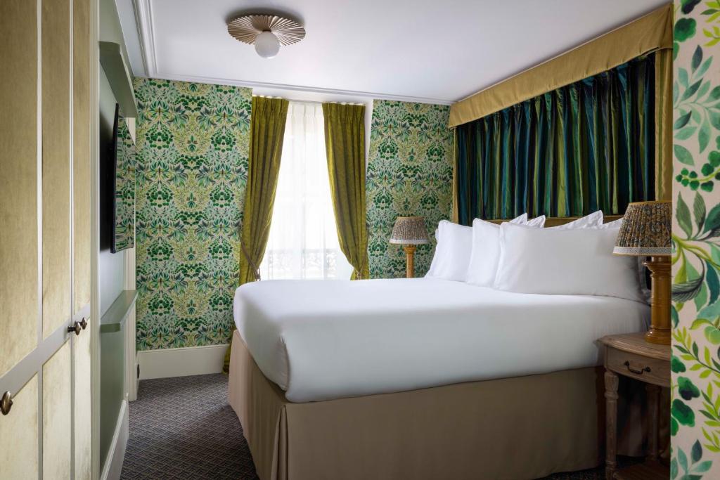 UNE AUTRE CHAMBRE - 8