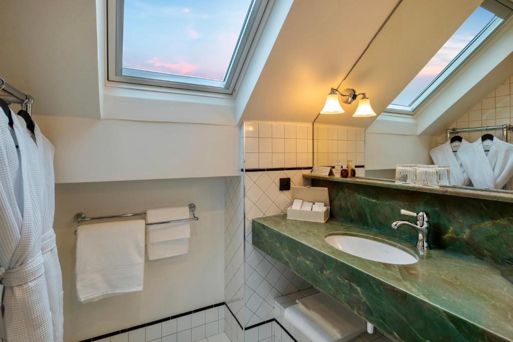 UNE AUTRE CHAMBRE - 15