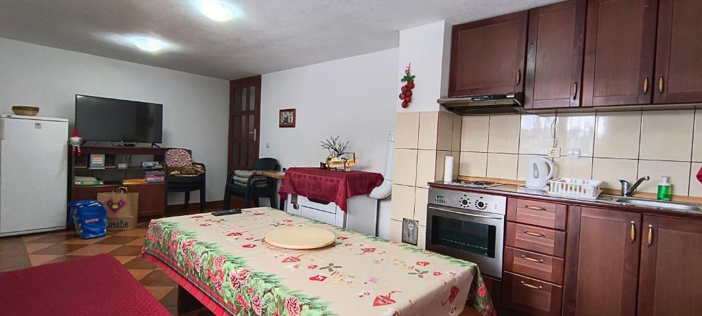 Cucina o angolo cottura di Vikendica Kop