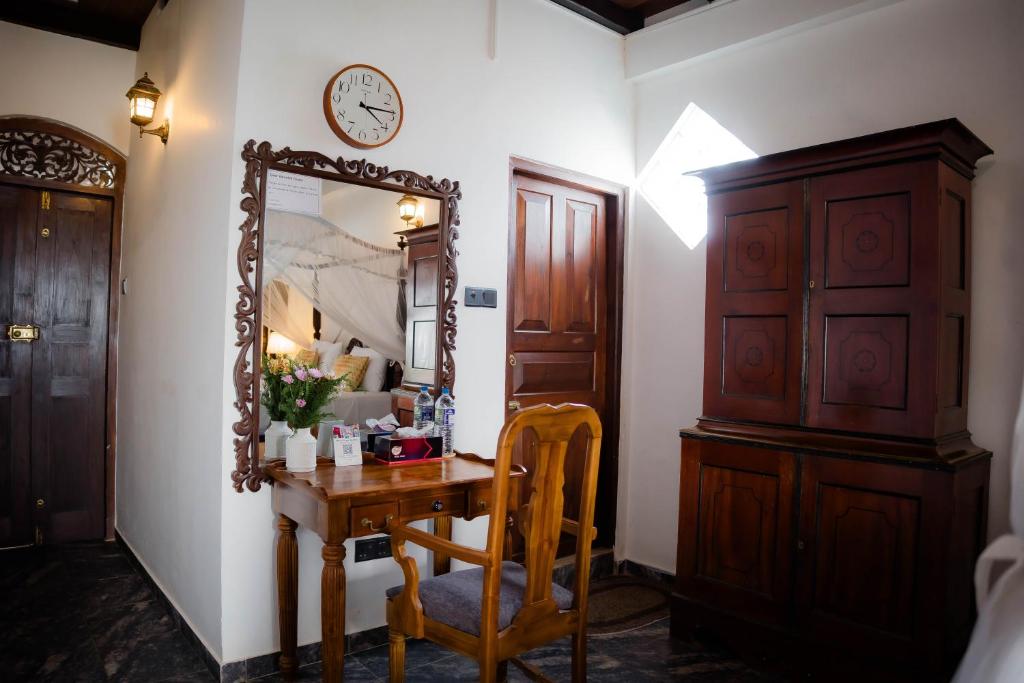 Dutch Wall Fort - 10