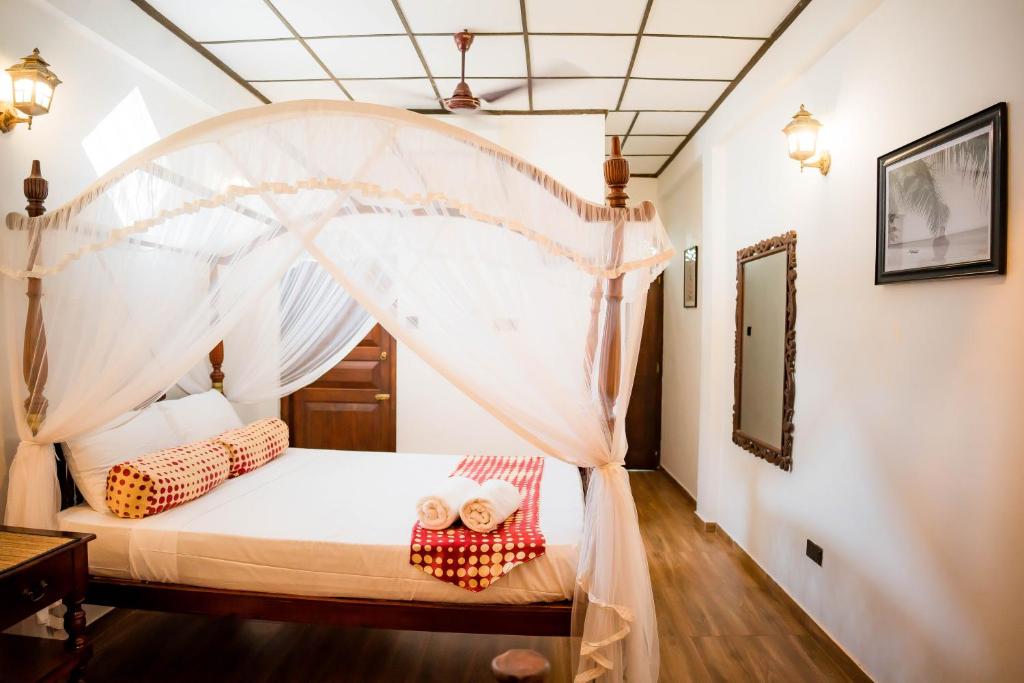 Dutch Wall Fort - 19