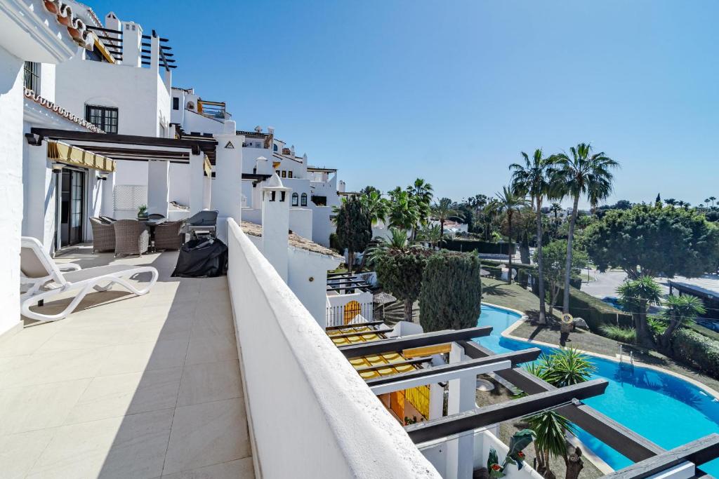 AB4 - vacation home, Marbella by Roomservices