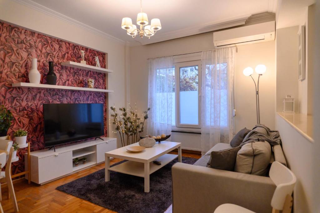 Cosy and Deluxe White Tower 1 Bedroom Flat